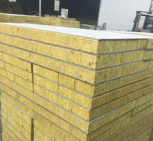 新乡岩棉板厂家介绍岩棉保温板性能优异的原因